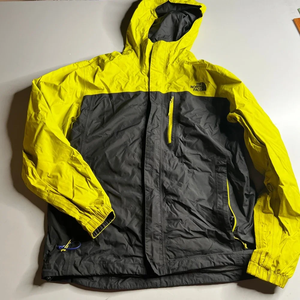 The North Face DryVent Rain Jacket Mens Medium Yellow Grey Hooded Shell SC415526